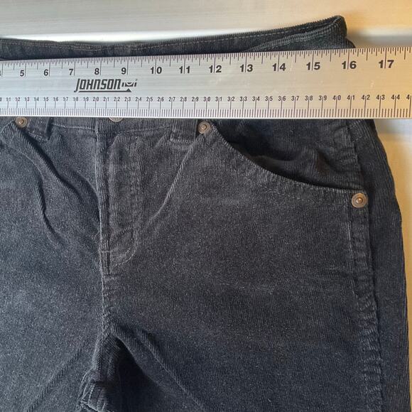 Gloria Vanderbilt Women Corduroy Pants size 12Petite Black Mid Rise Straight Fit - Picture 2 of 10
